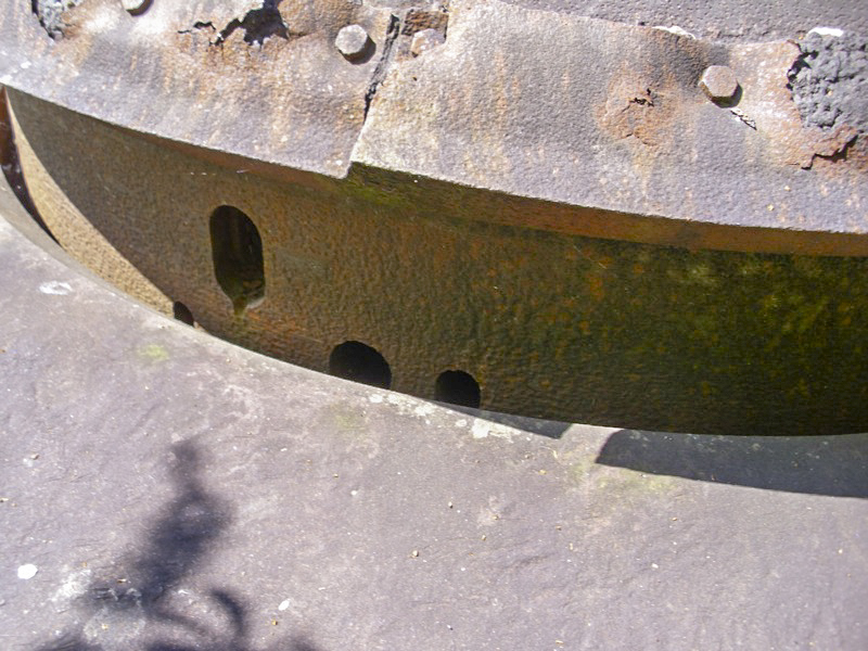 Ligne Maginot - COUCOU - A20 - (Ouvrage d'infanterie) - Bloc 2
Tourelle de mitrailleuse - Alain KRUPP