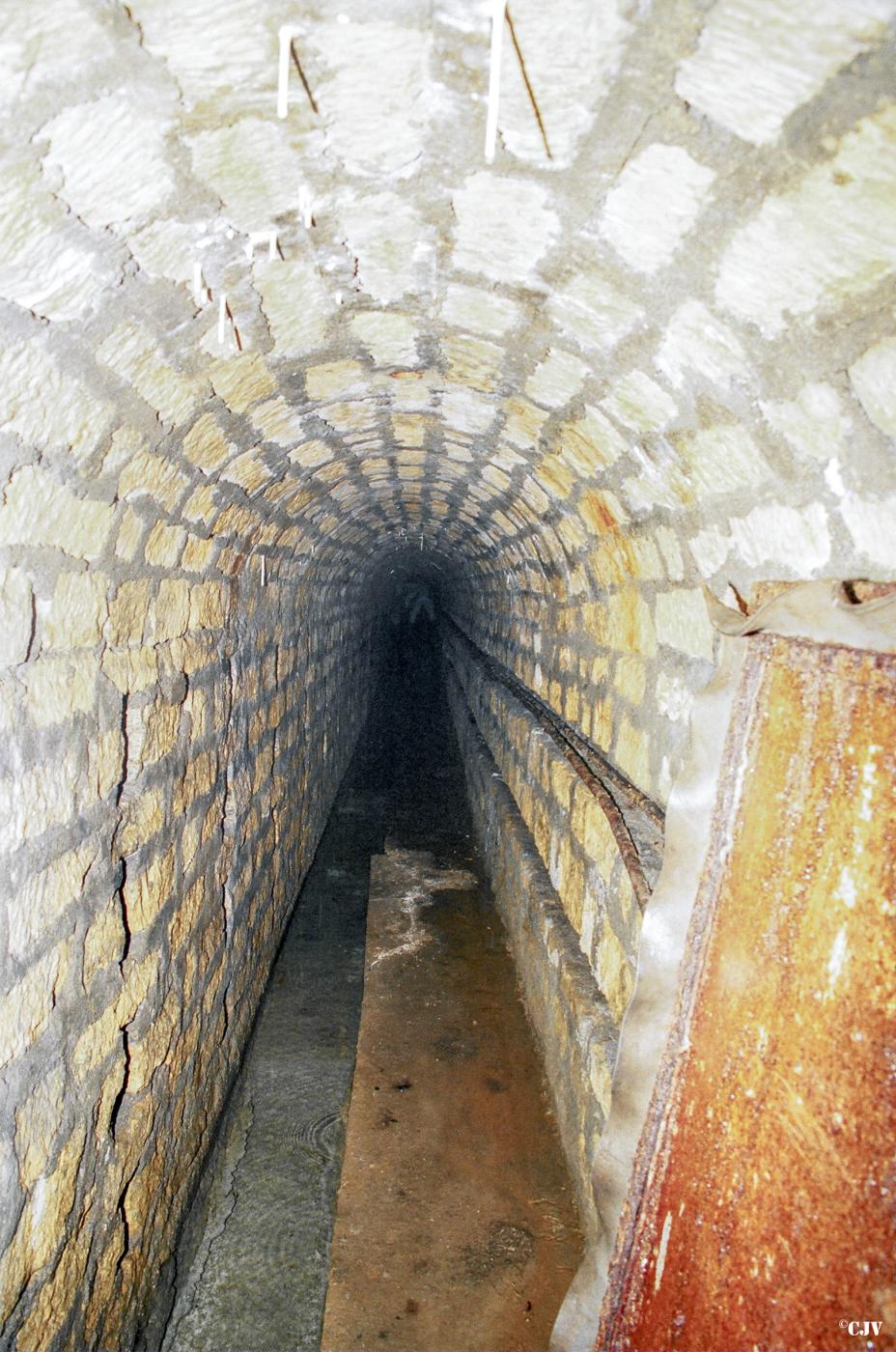 Ligne Maginot - COUCOU - A20 - (Ouvrage d'infanterie) - La galerie vers l'abri de Coucou - Lia VERMEULEN