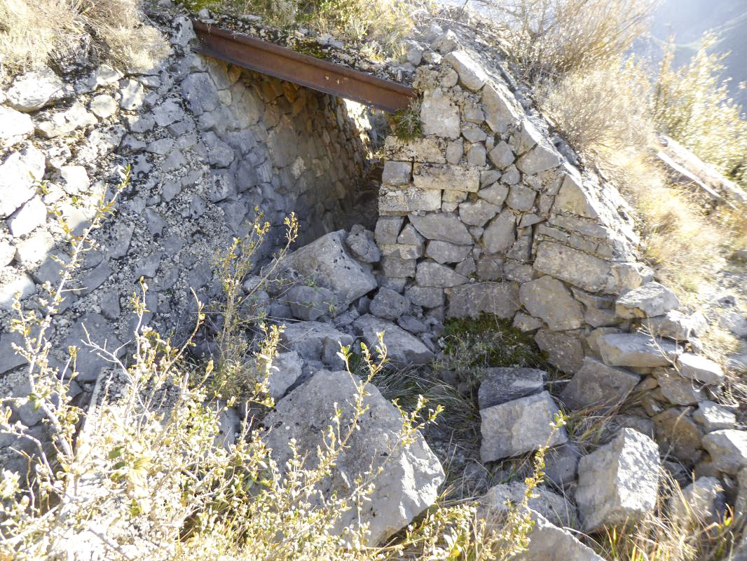 Ligne Maginot - RIMPLAS (RS) - (Ouvrage d'artillerie) - Bloc 2
Position extérieure - ELLENA - CUNY