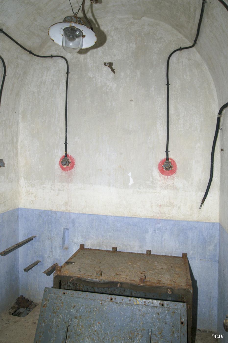 Ligne Maginot - RIMPLAS (RS) - (Ouvrage d'artillerie) - Bloc 6 - Lia VERMEULEN