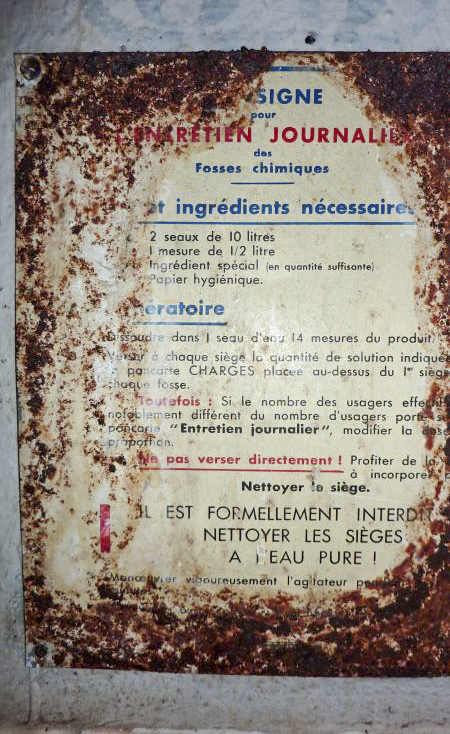 Ligne Maginot - RIMPLAS (RS) - (Ouvrage d'artillerie) - Latrines 
Consignes d'utilisation  - ELLENA-CUNY