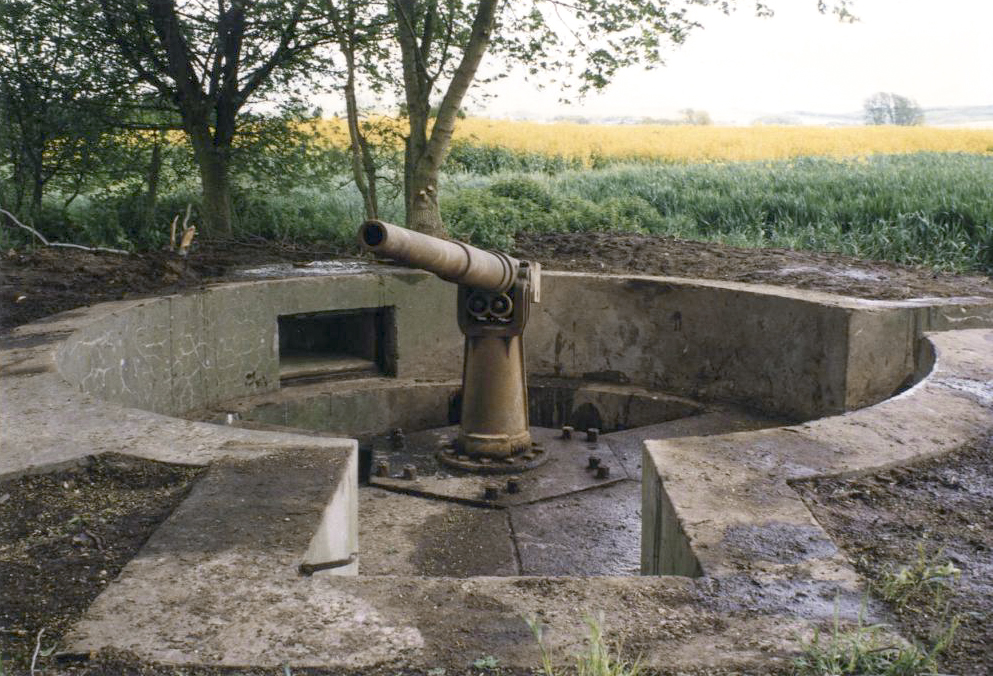 Ligne Maginot - BC3 - BRECKLANGE - (Cuve pour canon) - Cuve bétonnée pour canon de 65 mle 1902 utilisé en arme antichar - Pascal LAMBERT
