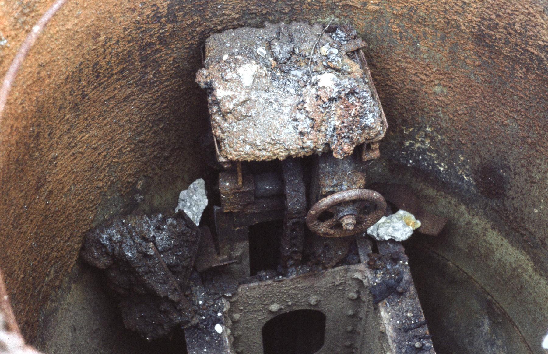 Ligne Maginot - HOBLING - A23 - (Ouvrage d'infanterie) - Bloc 1
Intérieur de la cloche - MANSUY Michel