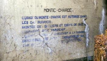 Ligne Maginot - BILLIG - A18 - (Ouvrage d'artillerie) - Bloc 3
Inscription en bas du bloc