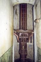 Ligne Maginot - BILLIG - A18 - (Ouvrage d'artillerie) - Bloc 7
Le bas de la cloche LG avec la noria à munitions

