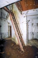 Ligne Maginot - FERME CHAPPY - A1 - (Ouvrage d'infanterie) - Bloc 2
L'escalier vers l'étage intermédiaire