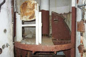 Ligne Maginot - PAS DU ROC - (Ouvrage d'artillerie) - Bloc 1
Le pied de l'une des deux cloches JM