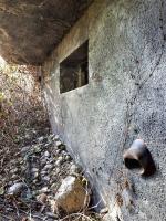 Ligne Maginot - 34/2 - CHALAMPE NORD OUEST - (Casemate d'infanterie - Double) - Chambre de tir sud.
Créneau JM et goulotte à grenades