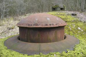 Ligne Maginot - KOBENBUSCH  - A13 - (Ouvrage d'artillerie) - Bloc 1
Tourelle de mitrailleuses en batterie