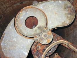 Ligne Maginot - KOBENBUSCH  - A13 - (Ouvrage d'artillerie) - Bloc 4
Intérieur de la cloche JM