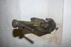 Ligne Maginot - GALGENBERG - A15 - (Ouvrage d'artillerie) - Entrée munitions
Goulotte lance-grenades