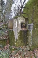 Ligne Maginot - GALGENBERG - A15 - (Ouvrage d'artillerie) - Bloc 1
Support béton du projecteur et le support de l'antenne.