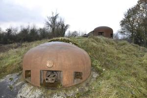 Ligne Maginot - GALGENBERG - A15 - (Ouvrage d'artillerie) - Bloc 5
Cloche JM 1930, au fond la GFM type A et un champignon de prise d'air