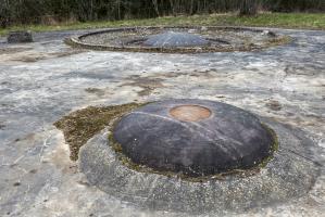 Ligne Maginot - GALGENBERG - A15 - (Ouvrage d'artillerie) - Bloc 6
Cloche LG et tourelle de 135 