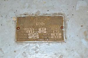 Ligne Maginot - GALGENBERG - A15 - (Ouvrage d'artillerie) - L’usine électrique 
Plaque signalétique des alternateurs