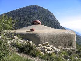 Ligne Maginot - COL DES BANQUETTES (EO7) - (Abri actif) - Bloc 3
Bloc actif, vue sur le Pic Siricoca