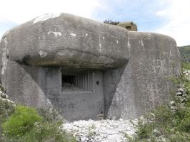 Ligne Maginot - COL DES BANQUETTES (EO7) - (Abri actif) - Bloc 3
Créneau flanquant vers Sainte Agnes