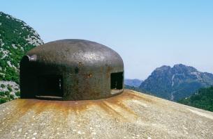 Ligne Maginot - COL DES BANQUETTES (EO7) - (Abri actif) - Le bloc 3
Cloche GFM
Vue sur Saint Agnés