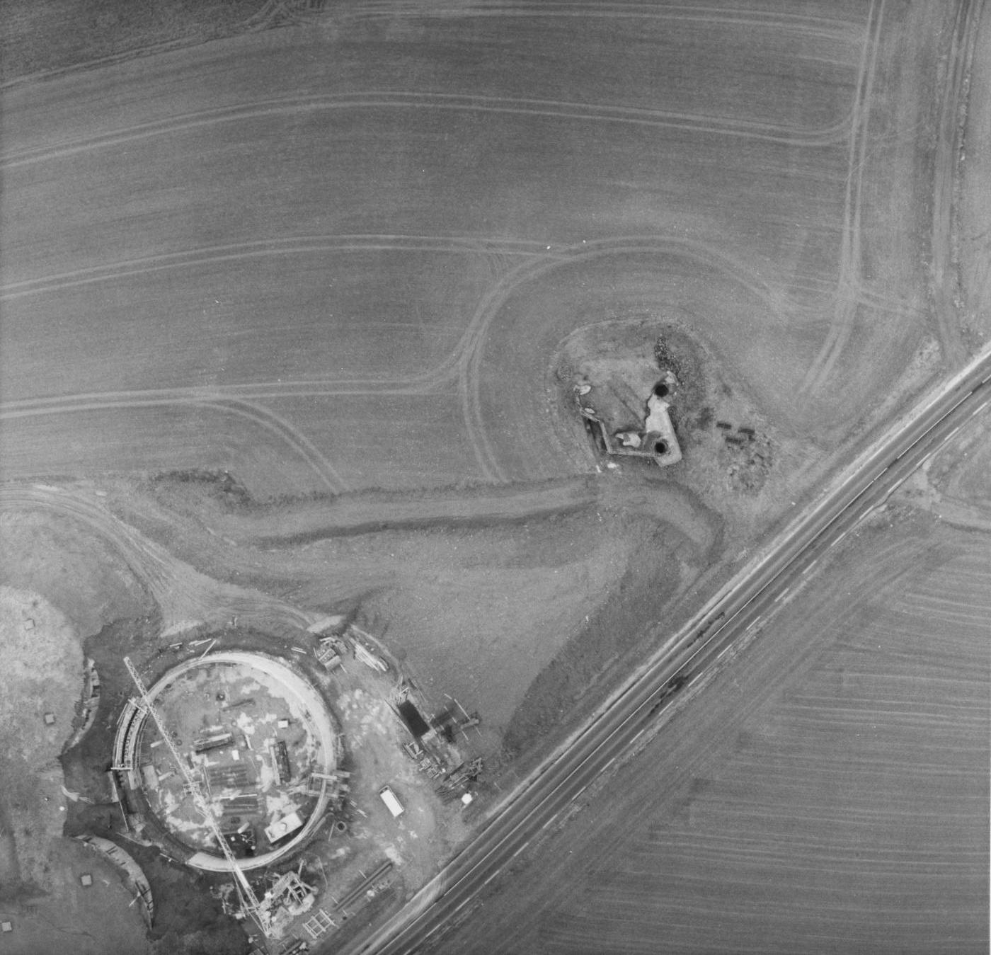 Ligne Maginot - RESERVOIR - C28 - (Casemate d'infanterie - Simple) - Photo aerienne de la casemate, les réservoirs sont en construction - Inconnu