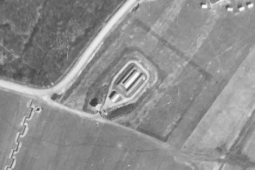 Ligne Maginot - DONCOURT CITES - (Dépôt de Munitions) - Vue aérienne du 12 mars 1940 (Mission 93 - Alt 2000). - Armée de l'Air