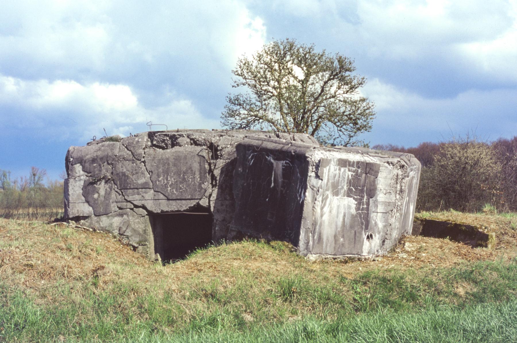 Ligne Maginot - C15N - LA BARRIERE 1 - (Blockhaus pour canon) -  - MANSUY Michel