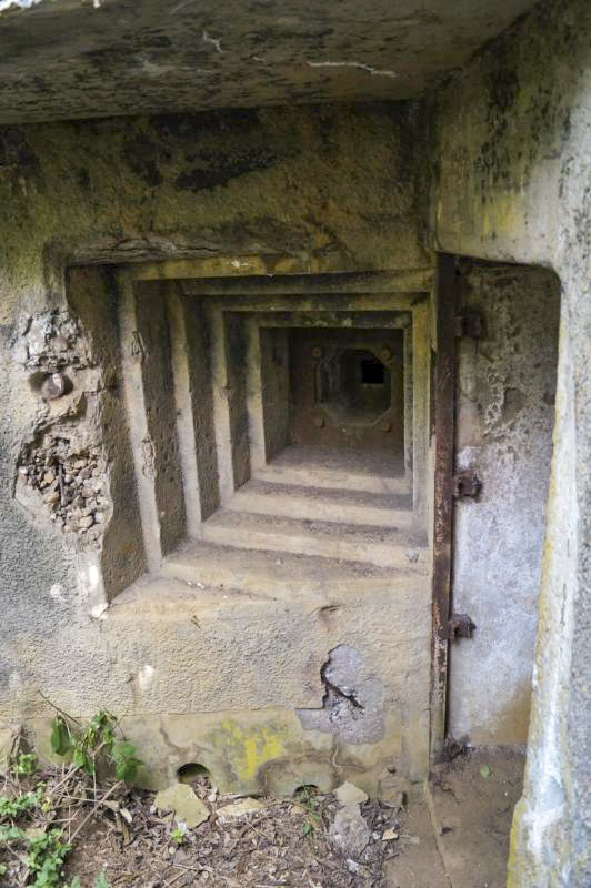 Ligne Maginot - MAUVAIS BOIS - A4 - (Ouvrage d'infanterie) - Bloc 1
L'entrée - BOUCHOUCHA Eric