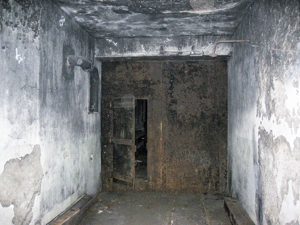 Ligne Maginot - BILLIG - A18 - (Ouvrage d'artillerie) - Entrée mixte
Porte blindée intérieure - Michel Teiten