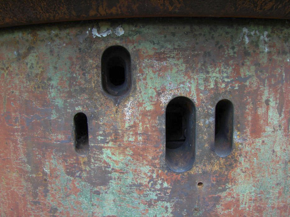 Ligne Maginot - Ouvrage d'artillerie du BILLIG - Bloc 2
Détails de la tourelle de mitrailleuses. - Schnoupf
