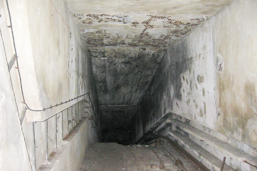 Ligne Maginot - MONT DES WELCHES - A21 - (Ouvrage d'artillerie) - Entrée munitions
Sommet du plan incliné - Michel Teiten