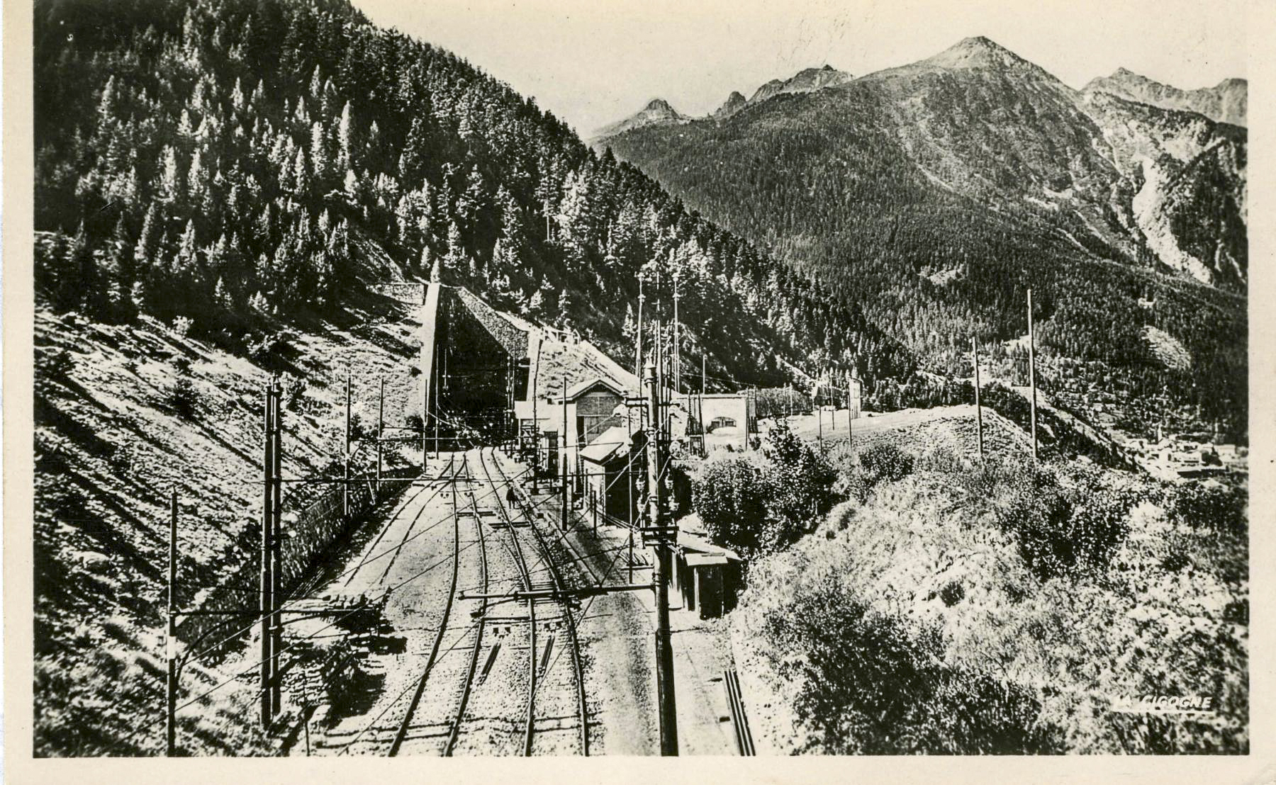Ligne Maginot - RIEUX ROUX - Carte postale du début du siècle montrant le l'entrée du tunnel du Frejus vue depuis Rieux Roux - Cartes postales la Cigogne