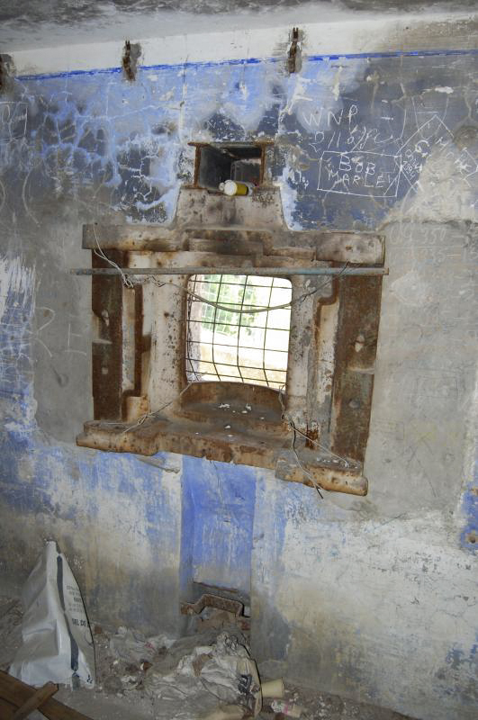 Ligne Maginot - RIEUX ROUX 2 - TUNNEL FERROVIAIRE - (Blockhaus pour arme infanterie) - Trémie 4 - Michal Prasil