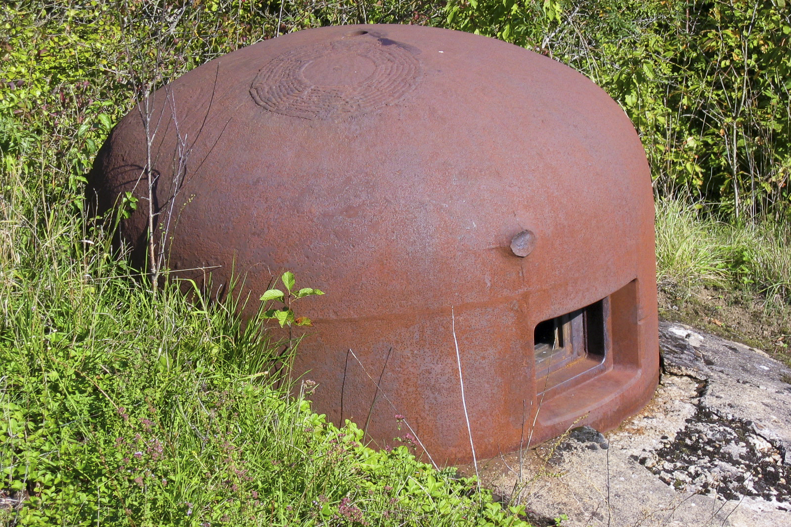Ligne Maginot - METRICH - A17 - (Ouvrage d'artillerie) - Bloc 8
Cloche GFM - Michel Teiten