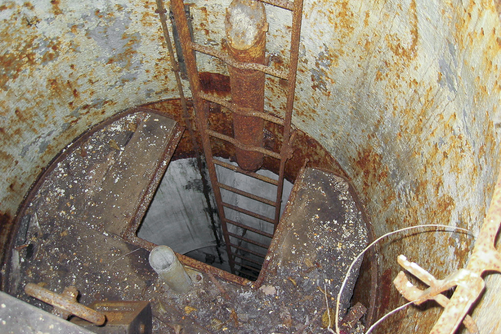 Ligne Maginot - KOBENBUSCH  - A13 - (Ouvrage d'artillerie) - Bloc 6
Cloche GFM - Michel Teiten