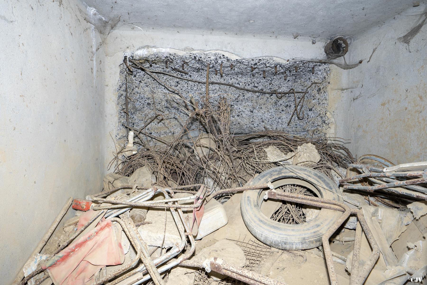 Ligne Maginot - MOULIN DU BOIS - (Blockhaus pour canon) - Chambre de tir - Lia VERMEULEN