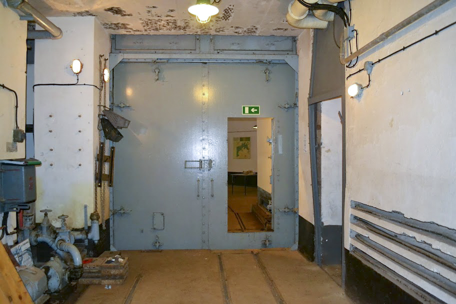 Ligne Maginot - GALGENBERG - A15 - (Ouvrage d'artillerie) - Entrée munitions
La porte blindée coté intérieur