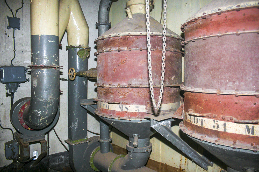 Ligne Maginot - GALGENBERG - A15 - (Ouvrage d'artillerie) - Entrée munitions
Filtres - Michel Teiten