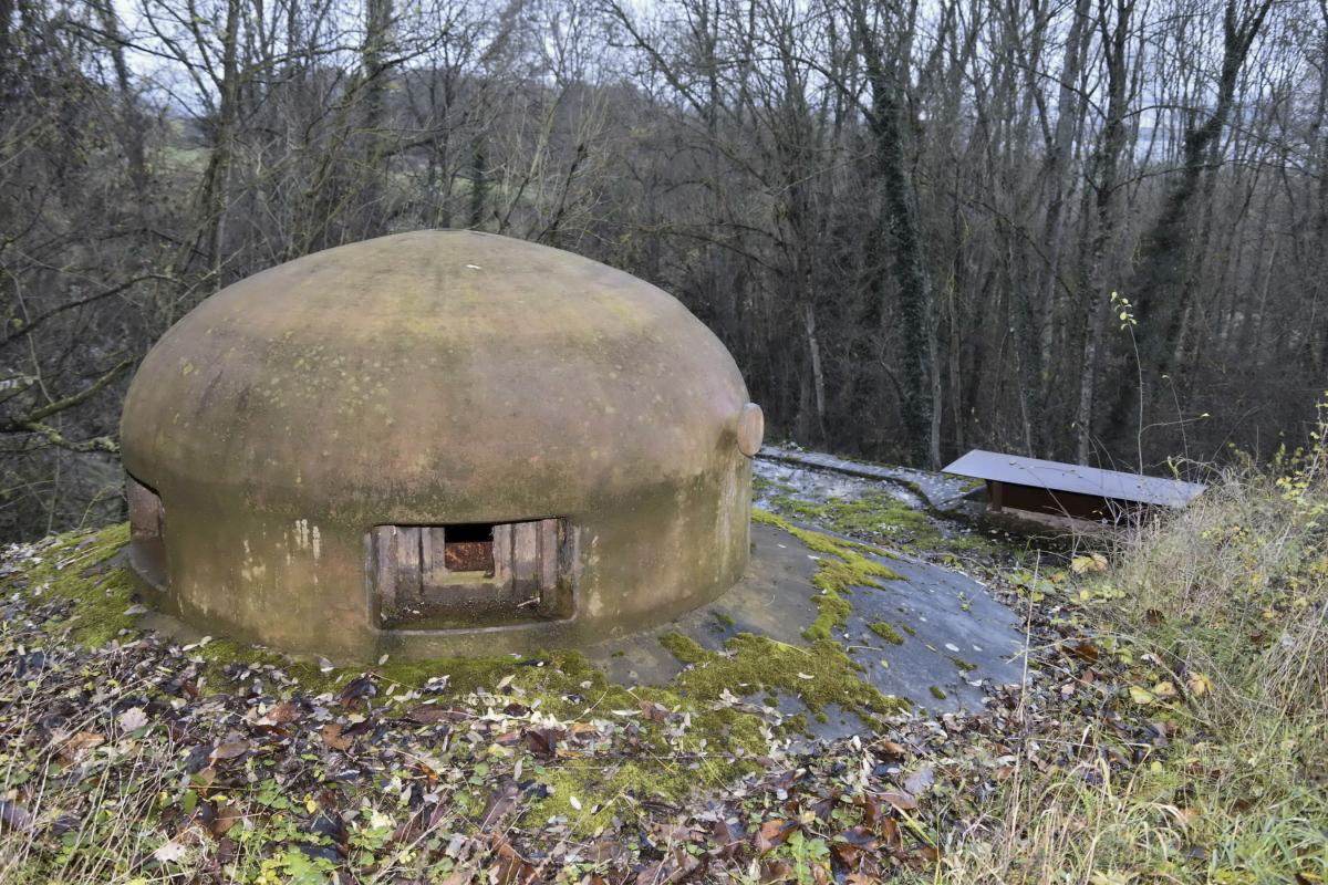 Ligne Maginot - GALGENBERG - A15 - (Ouvrage d'artillerie) - Entrée des hommes
Cloche GFM type A - D.Froehly