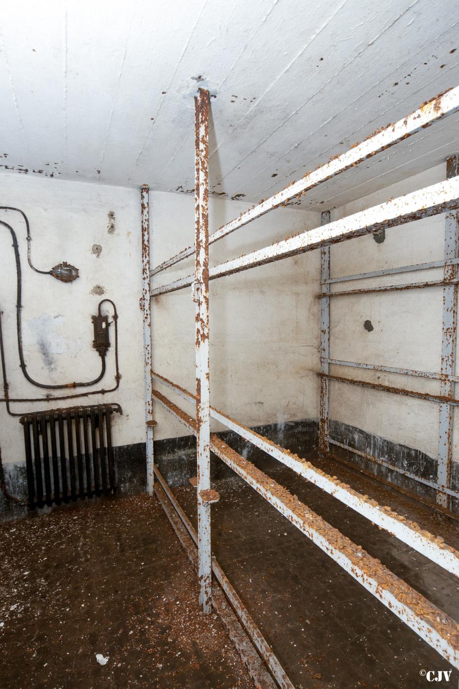 Ligne Maginot - GALGENBERG - A15 - (Ouvrage d'artillerie) - Bloc 2
Dortoir - Lia VERMEULEN