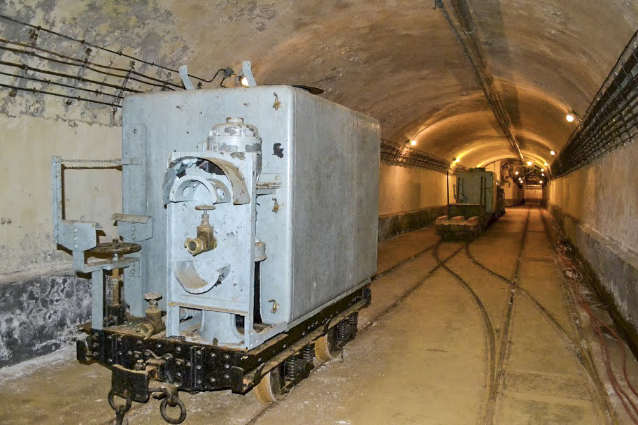 Ligne Maginot - GALGENBERG - A15 - (Ouvrage d'artillerie) - La gare du M1 - PAVEL Jan
