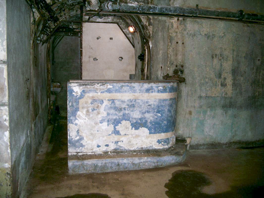 Ligne Maginot - GALGENBERG - A15 - (Ouvrage d'artillerie) - Cuisines
Le bar du mess. - Jules Mathieu