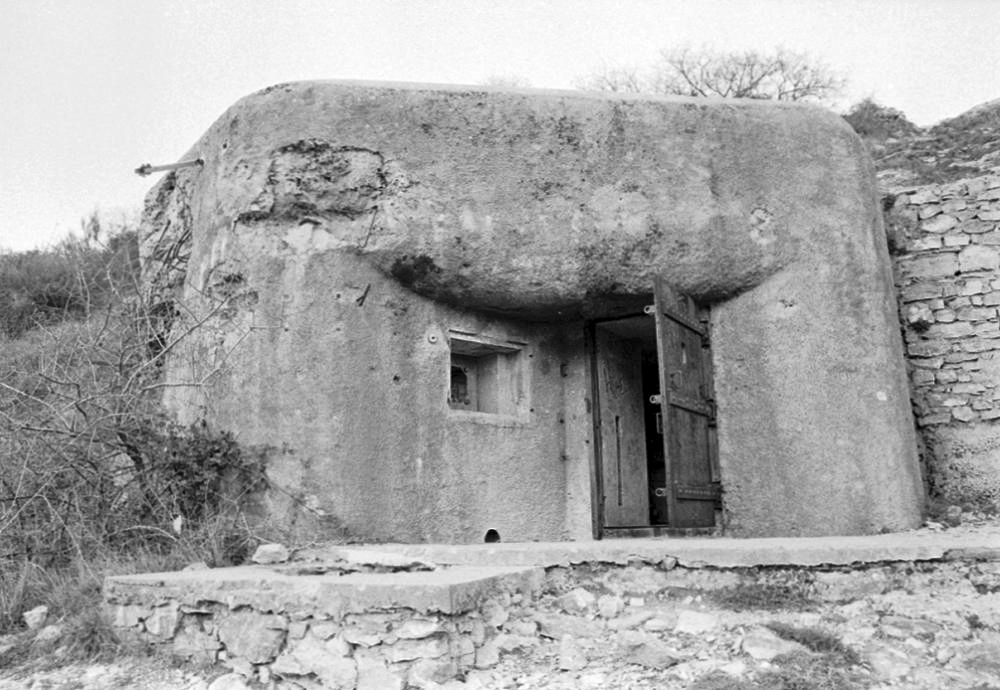 Ligne Maginot - COL DES BANQUETTES (EO7) - (Abri actif) - Le bloc 1 - LOVINY Alain