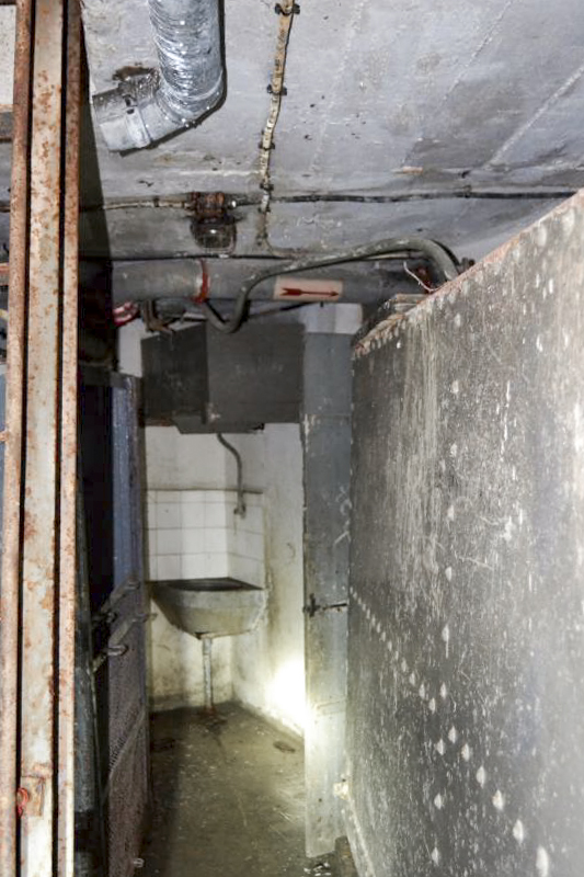 Ligne Maginot - OBERHEIDE - A14 - (Ouvrage d'infanterie) - Réservoir d'eau au sous-sol de la chambre de tir Nord-Ouest. - Jules MATHIEU