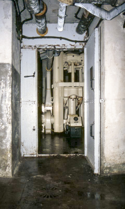 Ligne Maginot - OBERHEIDE - A14 - (Ouvrage d'infanterie) - L'accès à la tourelle de mitrailleuses - KEMMEL Dominique