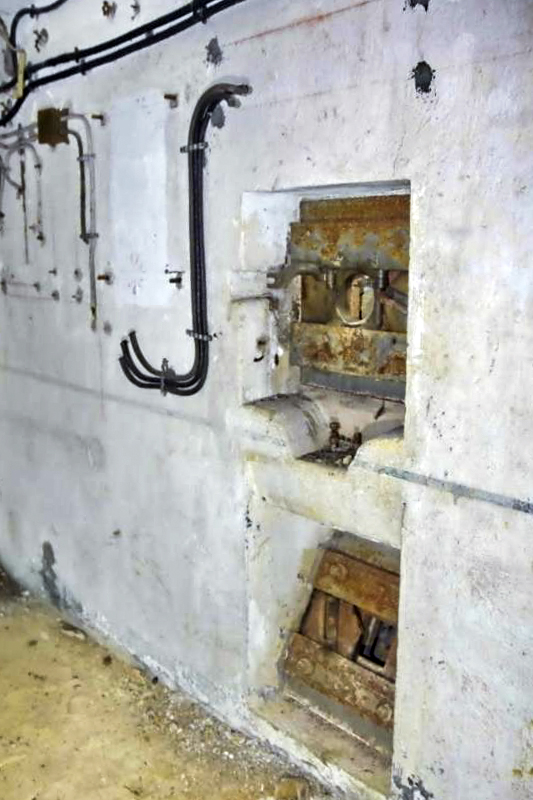 Ligne Maginot - OBERHEIDE - A14 - (Ouvrage d'infanterie) - Créneau de défense du fossé sud - D.Froehly