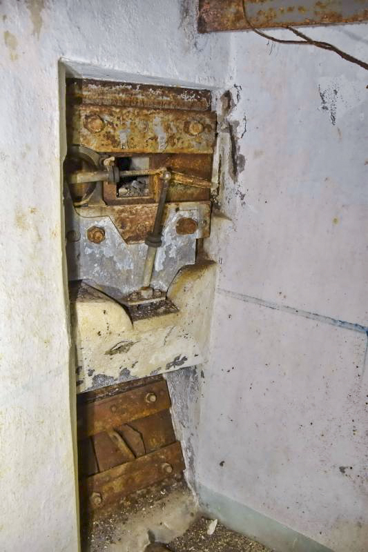 Ligne Maginot - OBERHEIDE - A14 - (Ouvrage d'infanterie) - Second créneau de défense du fossé sud - D.Froehly