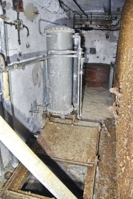 Ligne Maginot - OBERHEIDE - A14 - (Ouvrage d'infanterie) - Salle des réservoirs à gas-oil et lubrifiants - D.Froehly