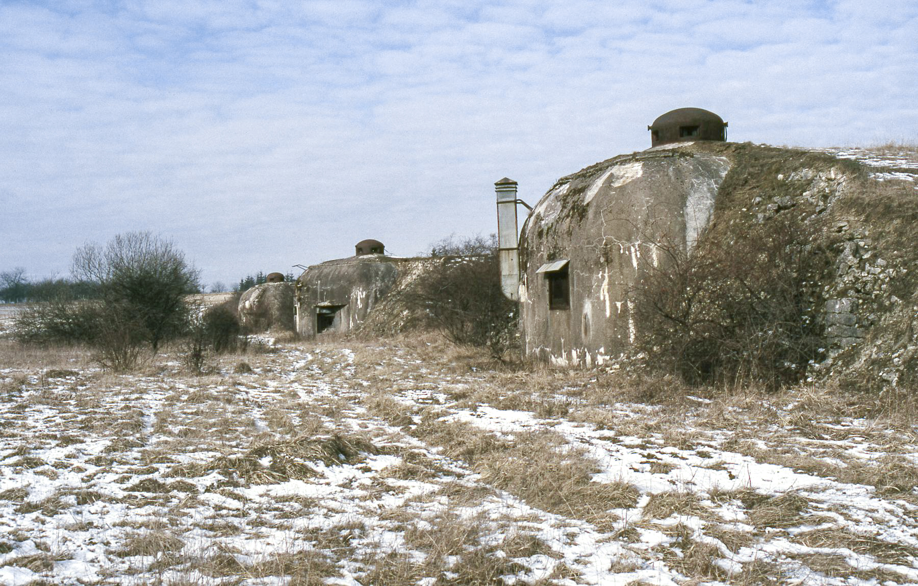 Ligne Maginot - PETIT REDERCHING - (Abri) - Les trois coffres d'entrée en enfilade - Dominique KEMMEL