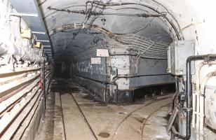 Ligne Maginot - MOLVANGE - A9 - (Ouvrage d'artillerie) - La galerie principale
A droite la galerie vers l'usine
