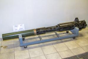 Ligne Maginot - METRICH - A17 - (Ouvrage d'artillerie) - Bloc 1
Canon de 75 mle 32 du bloc aujourd'hui exposé au Musée de Fermont
