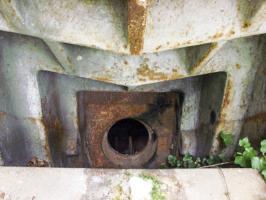 Ligne Maginot - METRICH - A17 - (Ouvrage d'artillerie) - Bloc 15
Un des créneaux pour mortiers de 81.